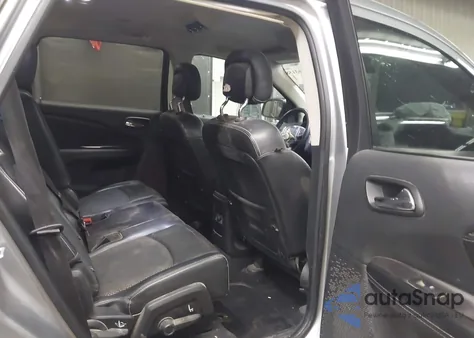 2018 Dodge Journey Crossroad z USA, uszkodzony, nr VIN 3C4PDCGG4JT421750